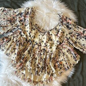 F r e e  P e o p l e • Modern Muse Ruffle blouse